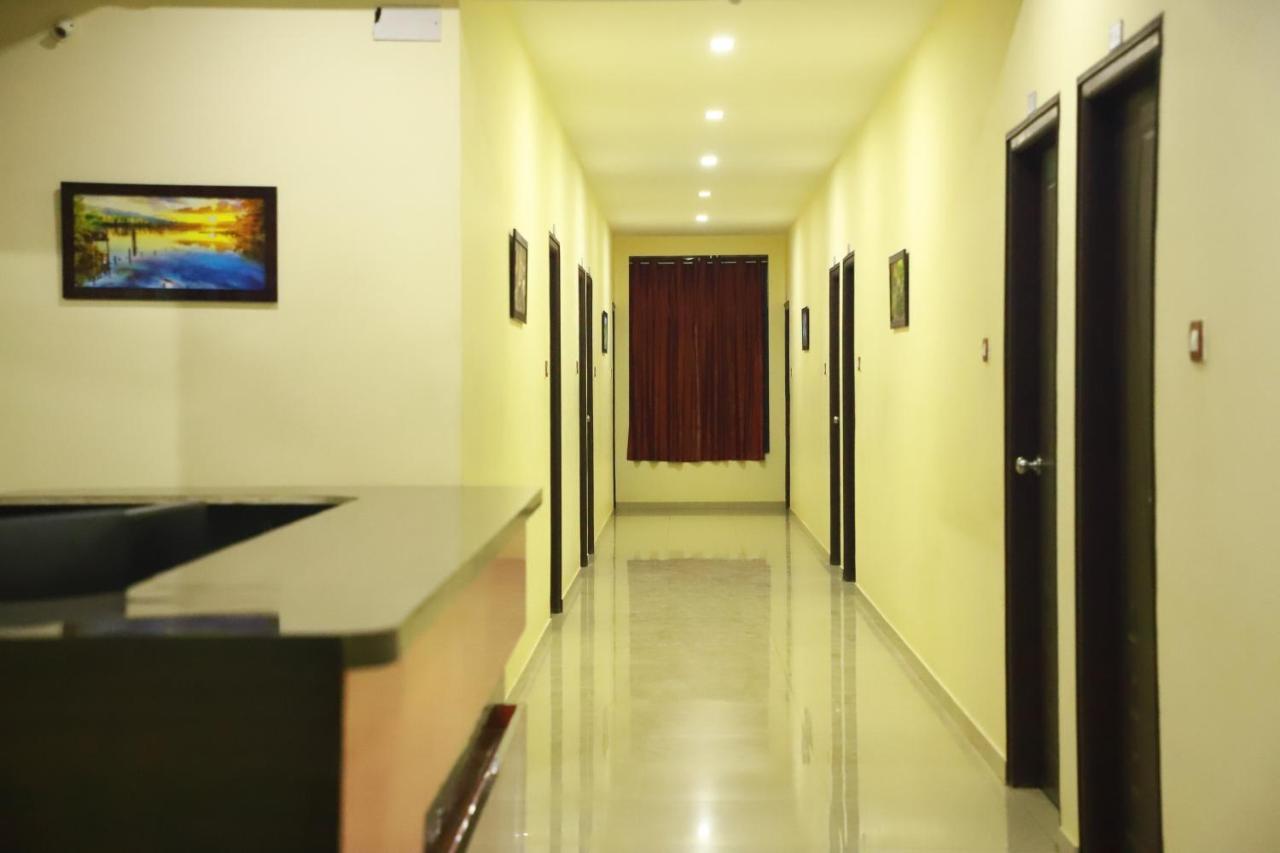 Megha Residency Hotel Haveri Exterior photo