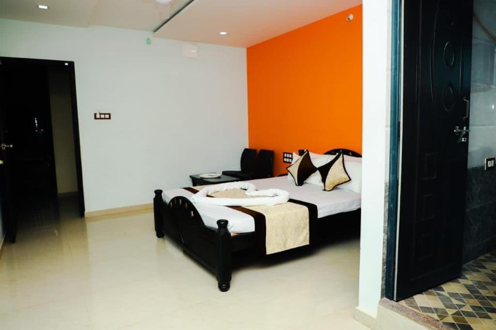 Megha Residency Hotel Haveri Exterior photo